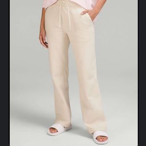 NWT Lululemon Loungeful Straight Pant white opal